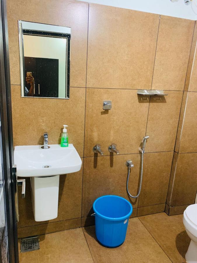 Отель Apsara Residency Perintalmanna Экстерьер фото