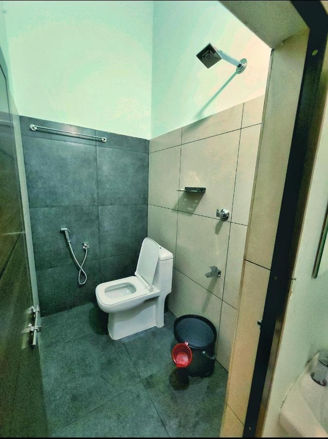 Отель Apsara Residency Perintalmanna Экстерьер фото