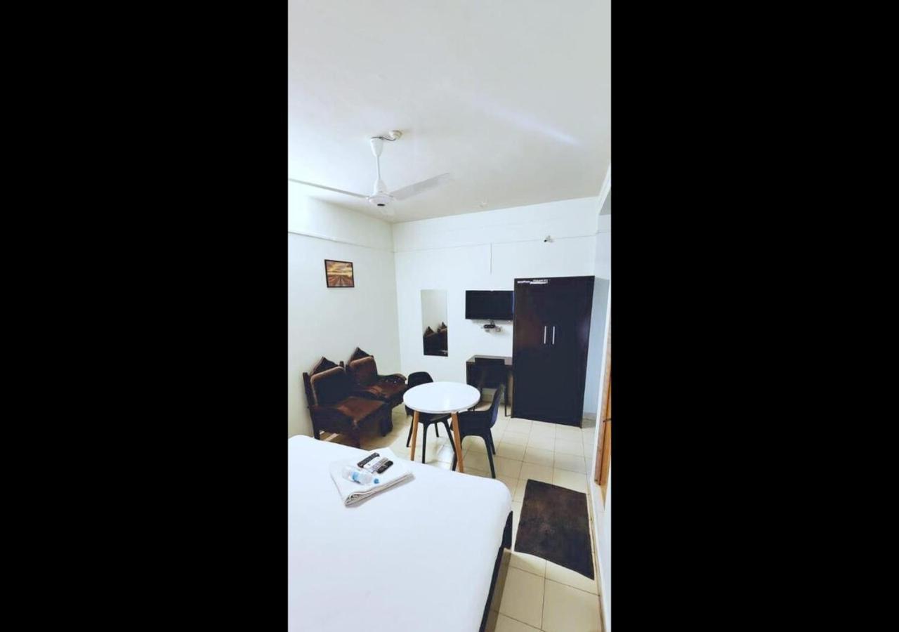 Отель Apsara Residency Perintalmanna Экстерьер фото
